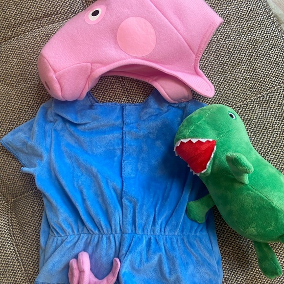 George Pig Costume from Peppa pig - Picture 2 of 2